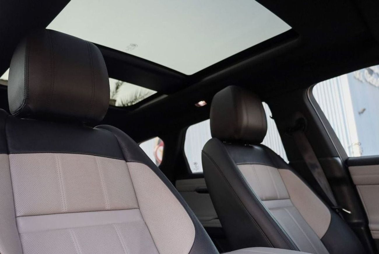 Land Rover Range Rover Evoque Range Rover Evoque P200 R-Dynamic SE 2020 GCC under Warranty with Flexible Down-Payment.