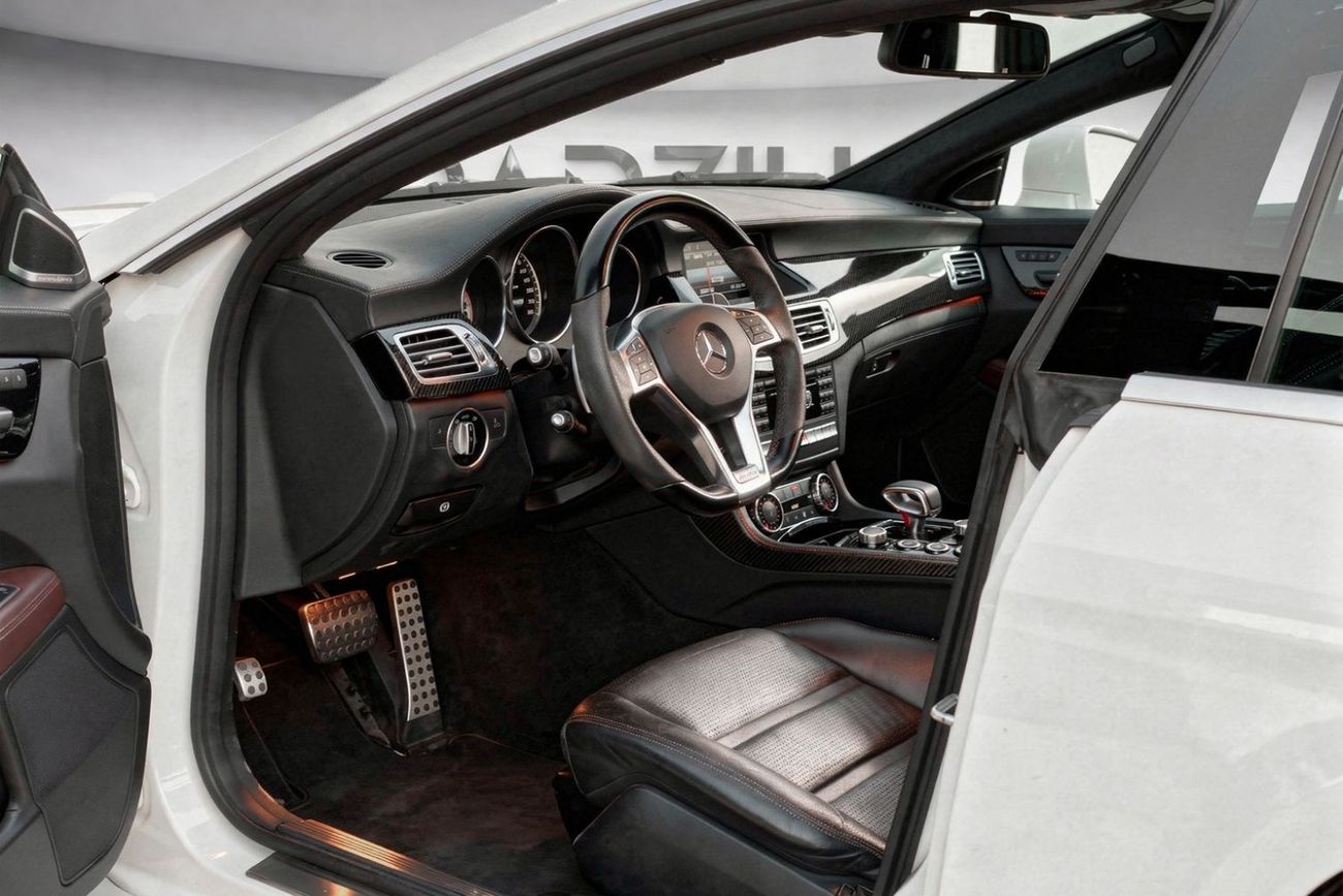 Mercedes-Benz CLS 63 AMG Mercedes Benz CLS 63 2013 – V8 Twin Turbo - GCC Specs