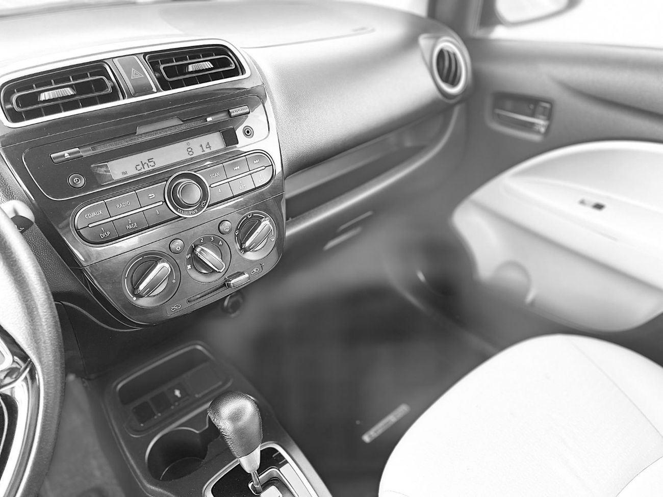 Mitsubishi Attrage GLX Highline Banking facilities without the need for a first payment