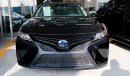 Toyota Camry SE - Hybrid