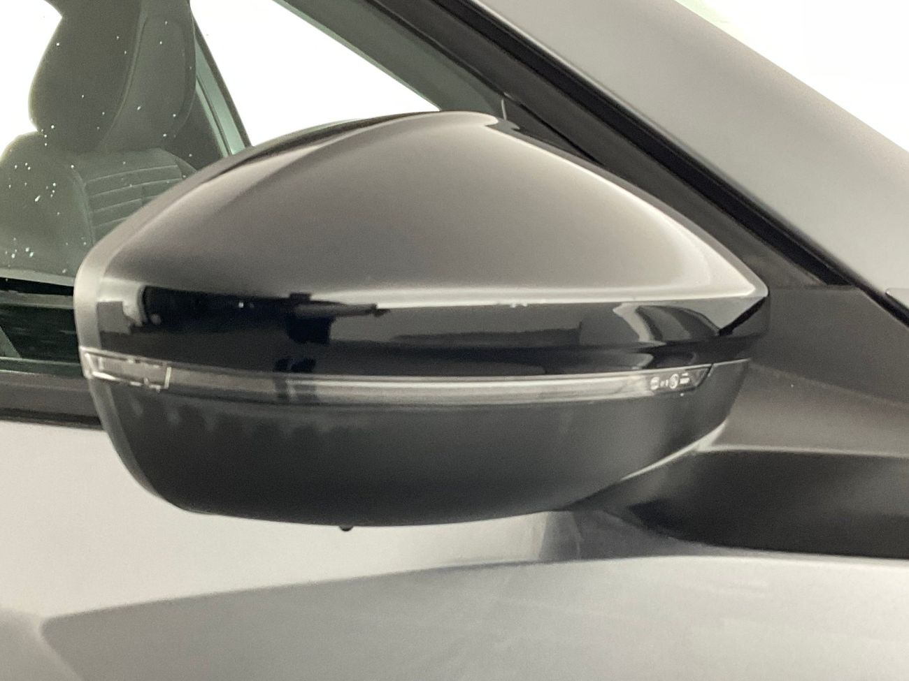 ميتسوبيشي باجيرو GLS Highline | شامل الضمان | 0 ﺪﻔﻋﺓ ﺃﻮﻟﻯ