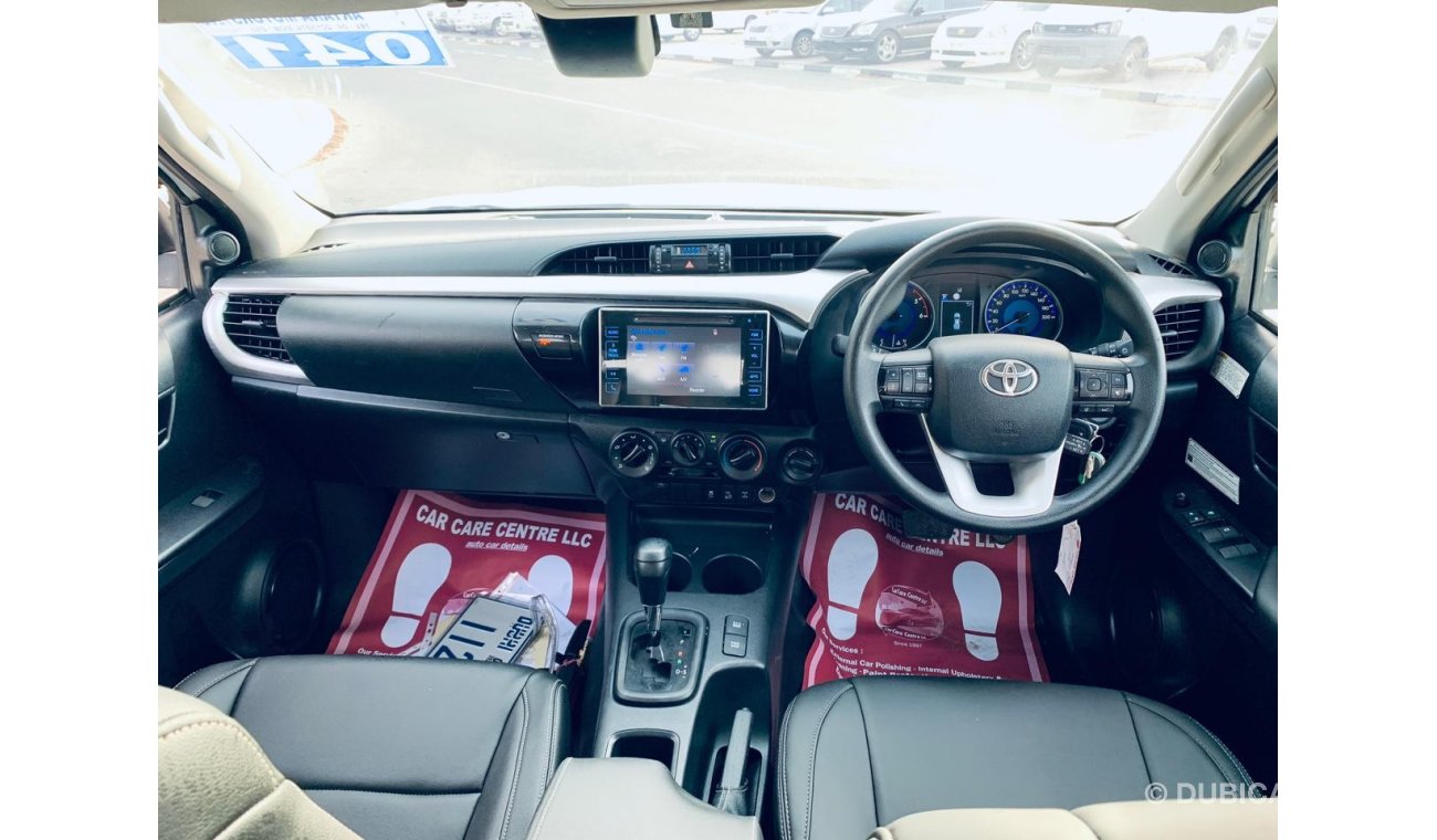 تويوتا هيلوكس SR5 Diesel Right Hand Drive Full option Clean Car leather seats
