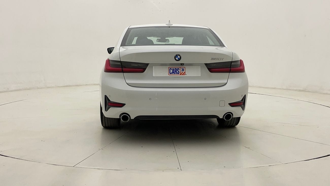 BMW 320i EXCLUSIVE 2 | Zero Down Payment | Home Test Drive