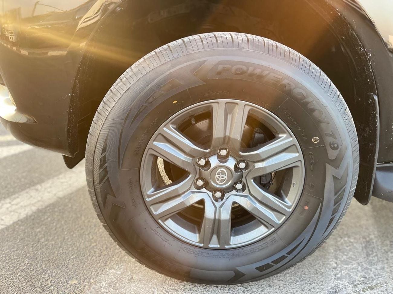 Toyota Hilux DLS 2.7L