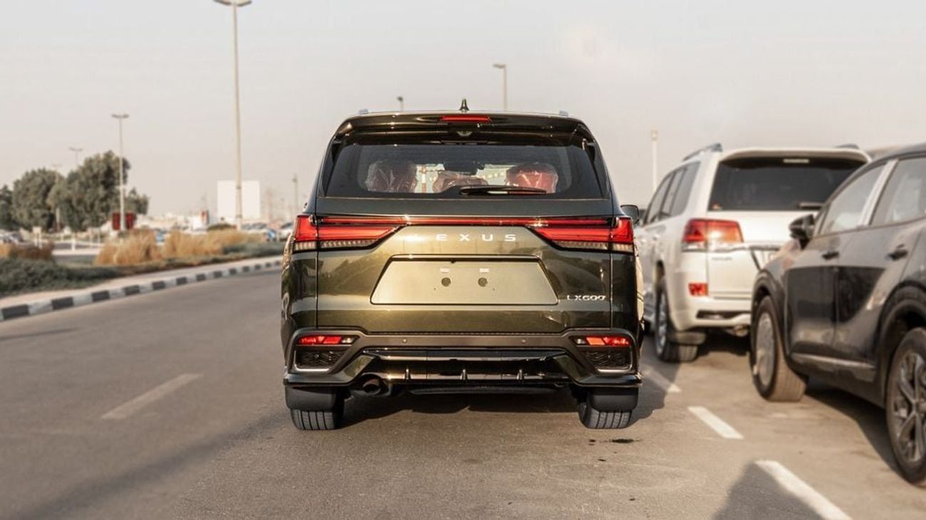 Lexus LX 600 2025 Lexus LX600 F-Sport 3.5L AT Petrol (Green-Red)
