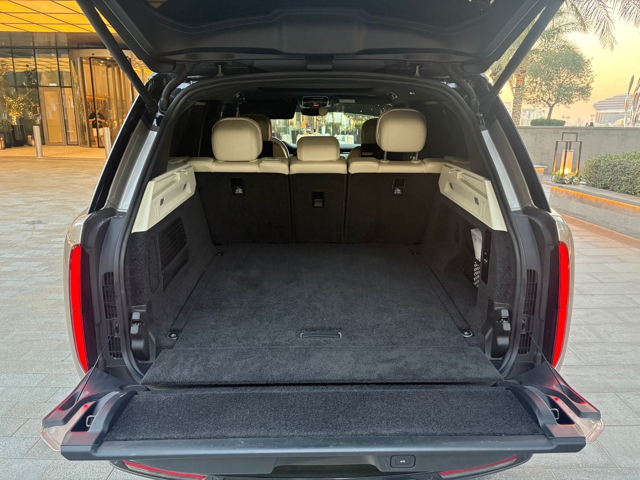 Land Rover Range Rover AUTOBIOGRAPHY LWB P530