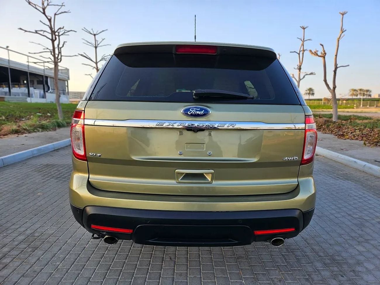 فورد إكسبلورر GCC Premium Condition 7 Seater SUV