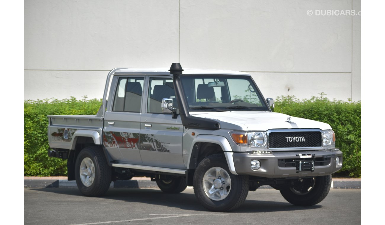 تويوتا لاند كروزر بيك آب 79 DOUBLE CAB PICKUP LIMITED LX V6 4.0L PETROL MANUAL TRANSMISSION