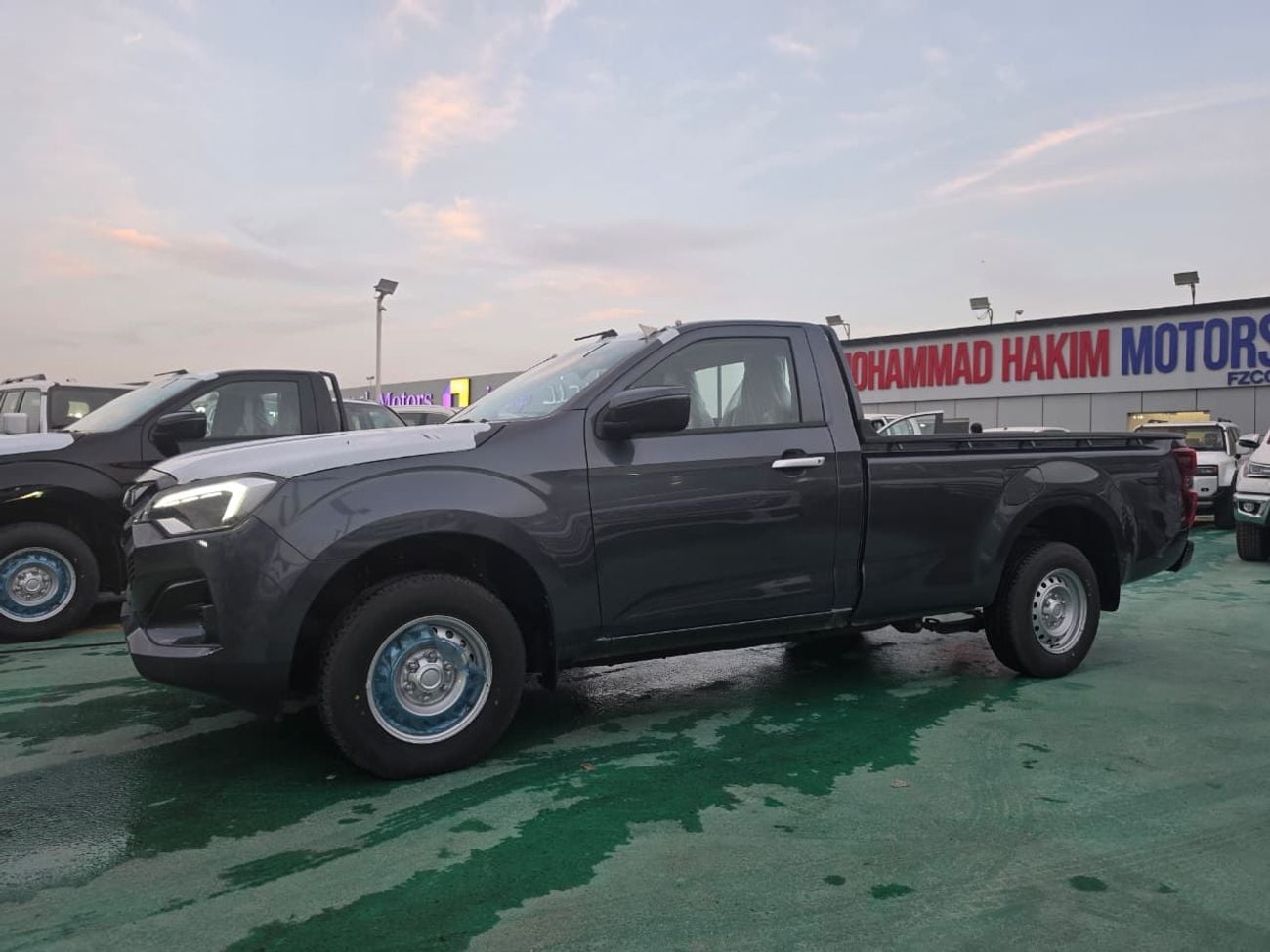 إيسوزو D ماكس Isuzu D-MAX Single Cab 1.9 Diesel 2026 – غمارة واحدة | 1.9 ديزل | أوتوماتيك | رمادي