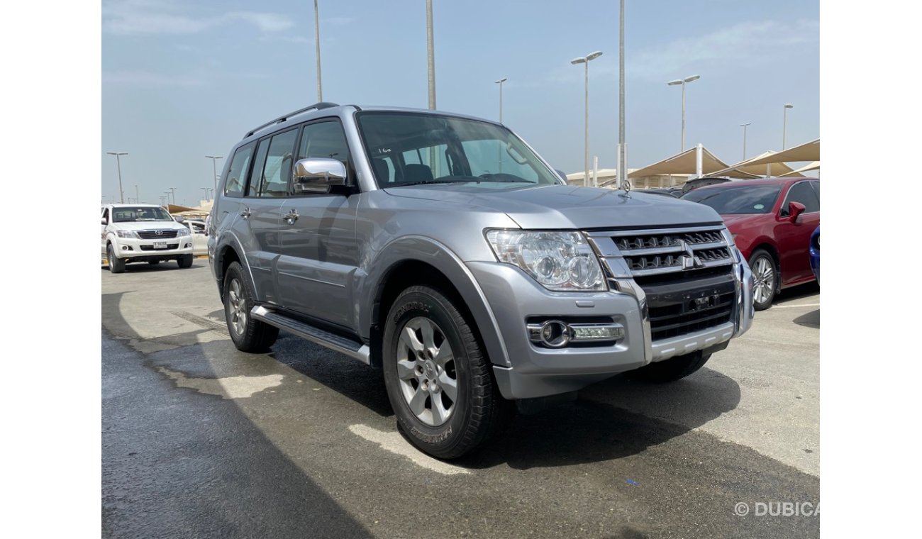 Mitsubishi Pajero 2015 3.5 top of the range Ref#160