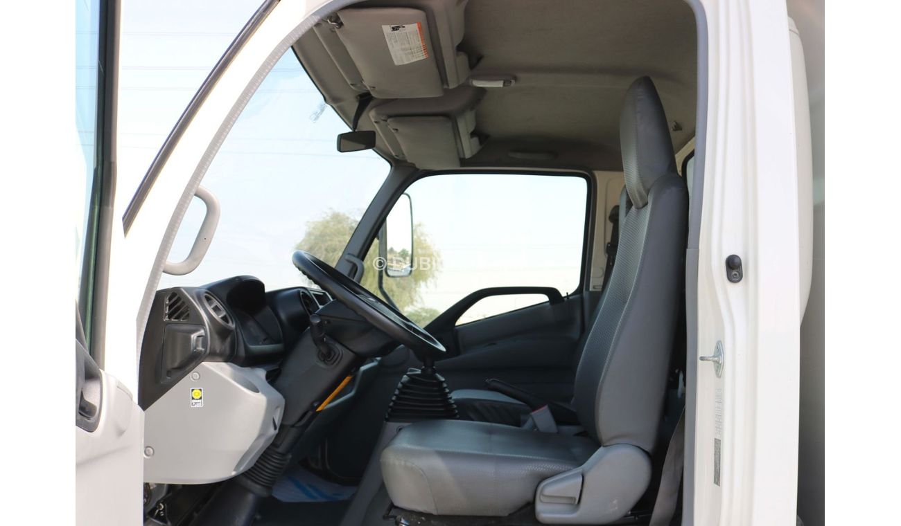 هينو 300 2020 | 300 SHUTTER WATER BODY 3.5 TON WITH GCC SPECS AND EXCELLENT CONDITION