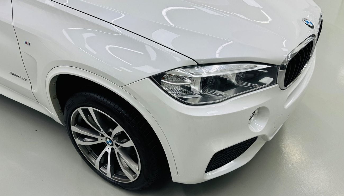 بي أم دبليو X5 35i Exclusive 3.0L (7 Seater)