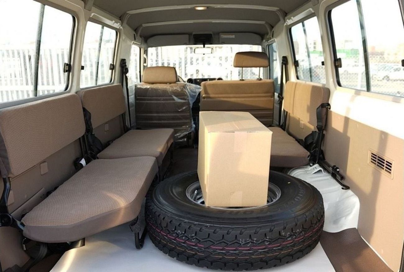 تويوتا لاند كروزر 70 TOYOTA LAND CRUISER HARDTOP LC78 4.2L DIESEL V6 2026
