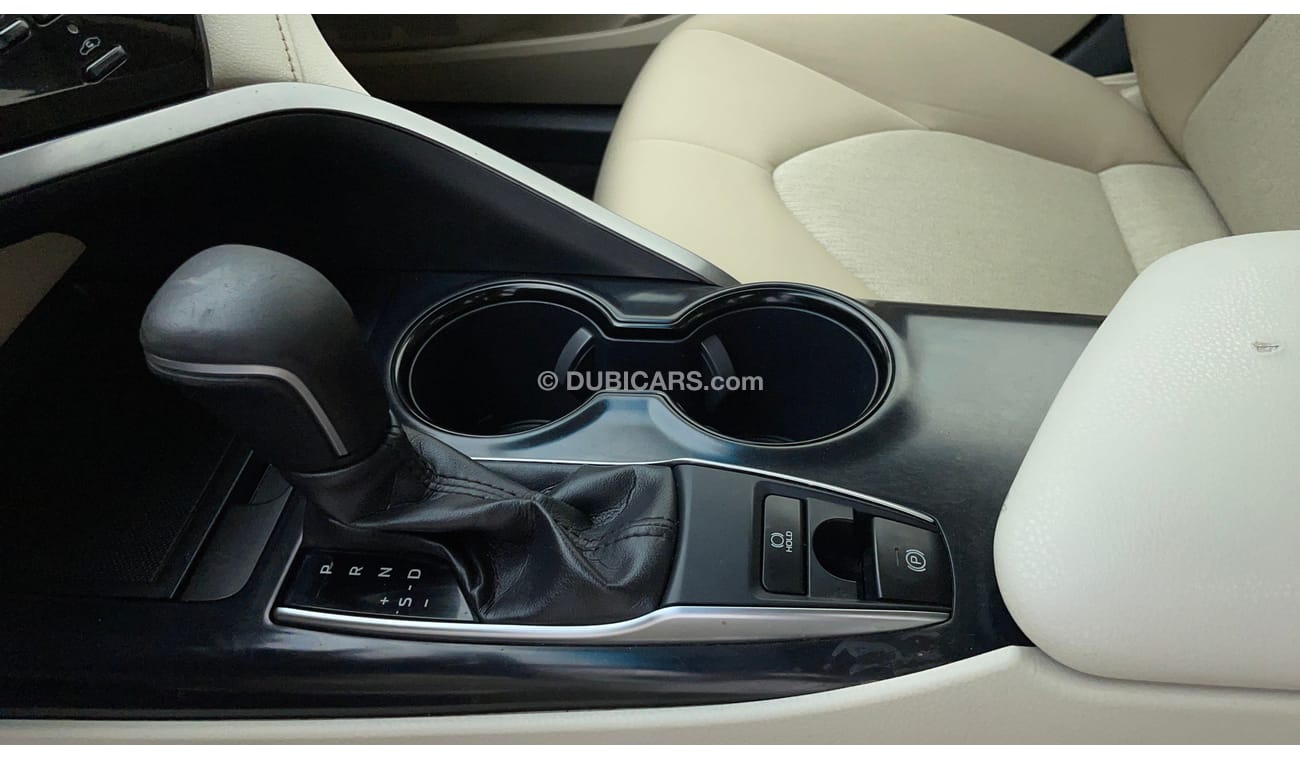 Toyota Camry GLE 2.5 | Zero Down Payment | Free Home Test Drive