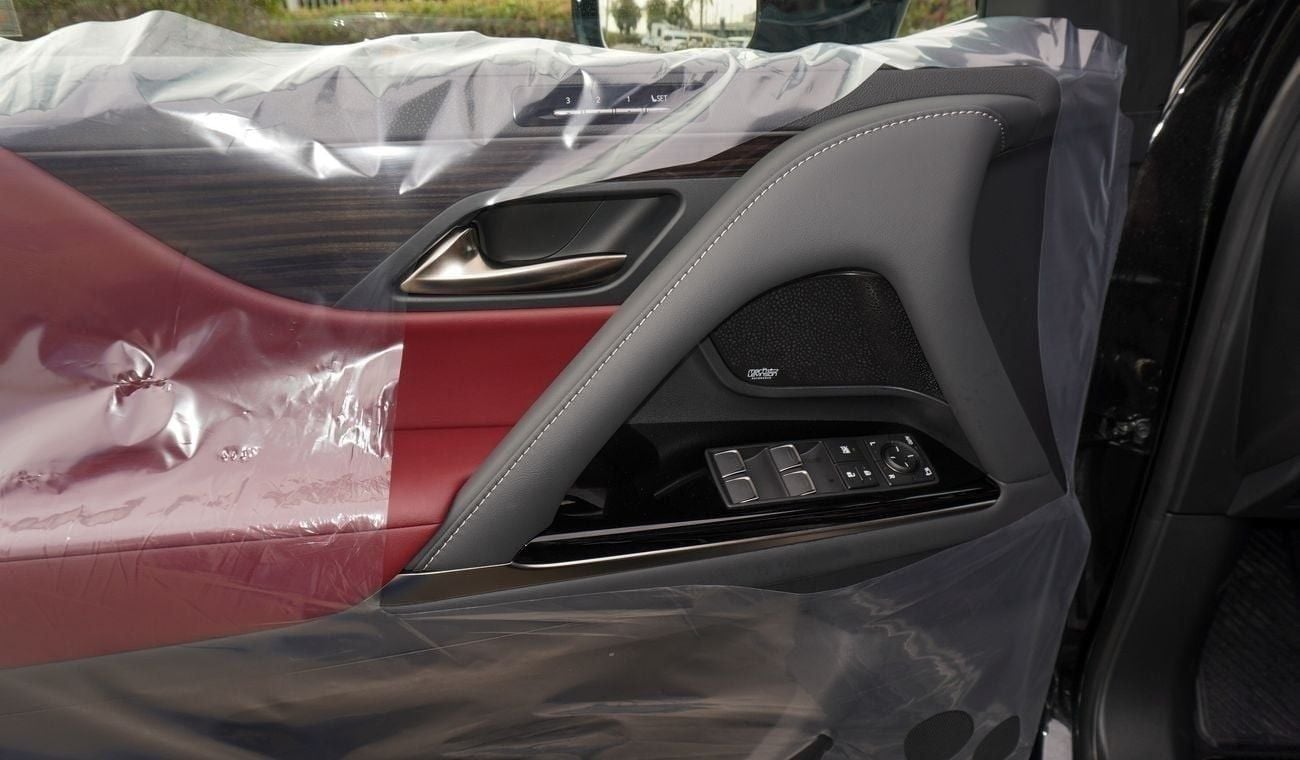 Lexus LX 700h Signature