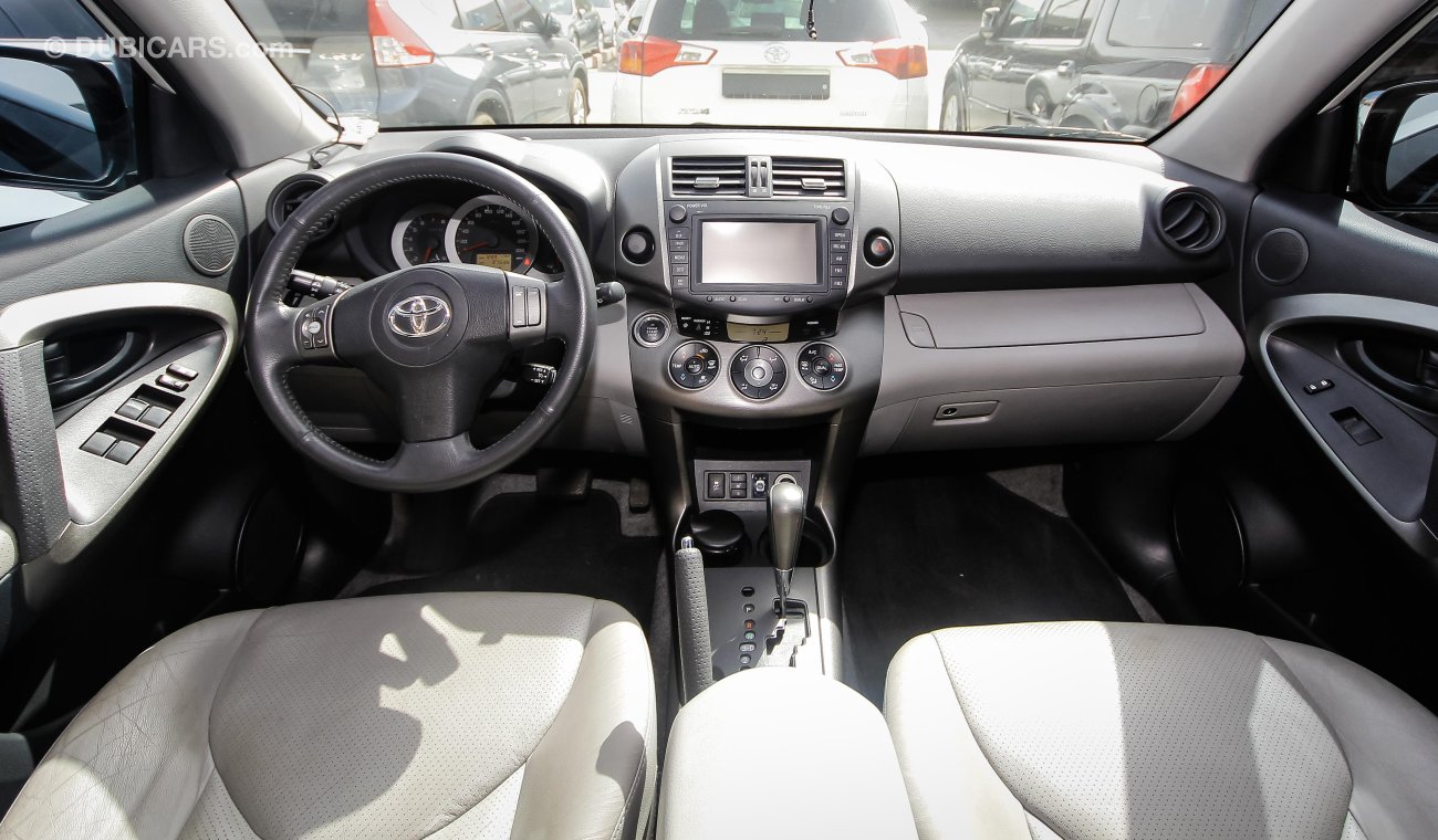 Toyota RAV4 Limited