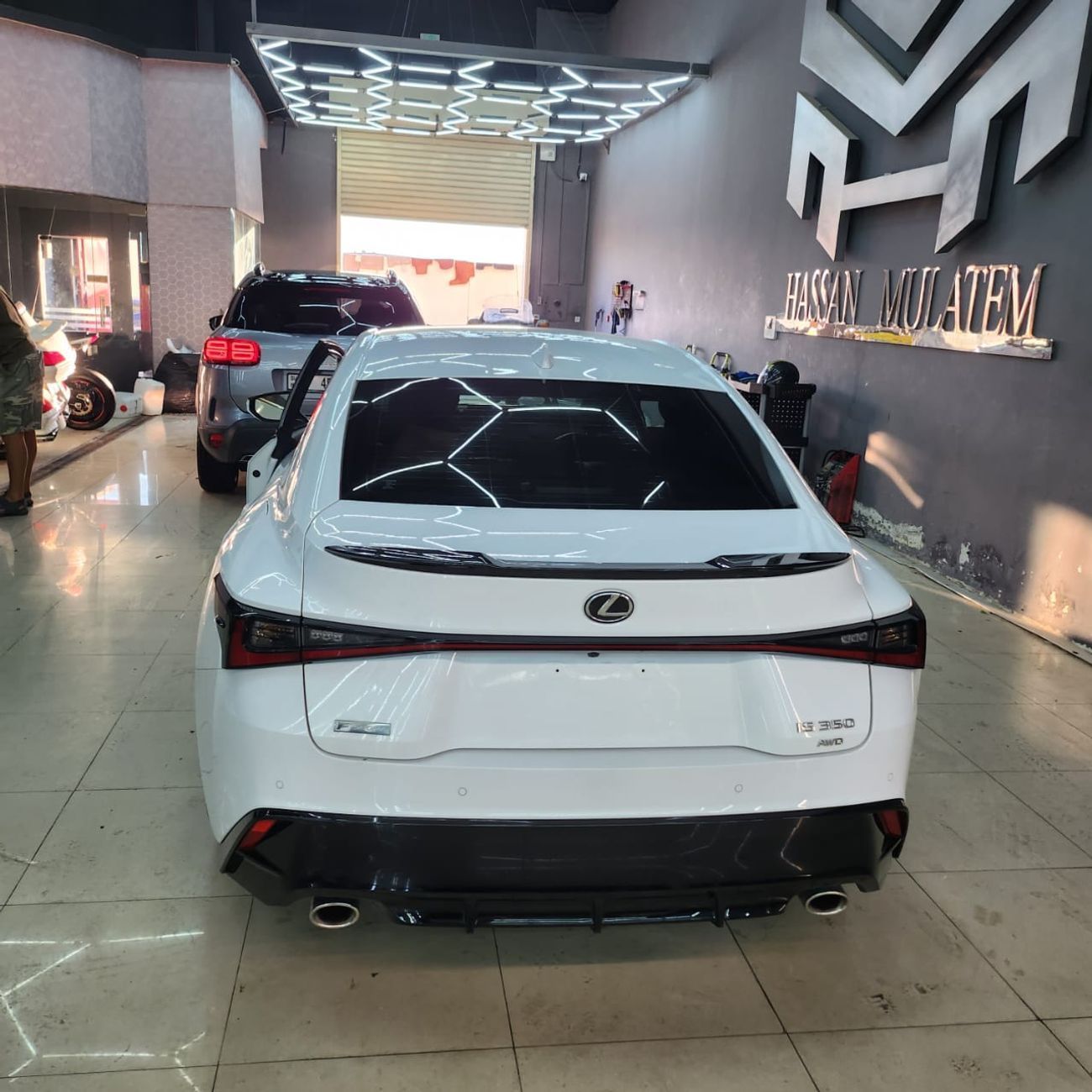 لكزس IS 350 F Sport 3.5L (311 HP)