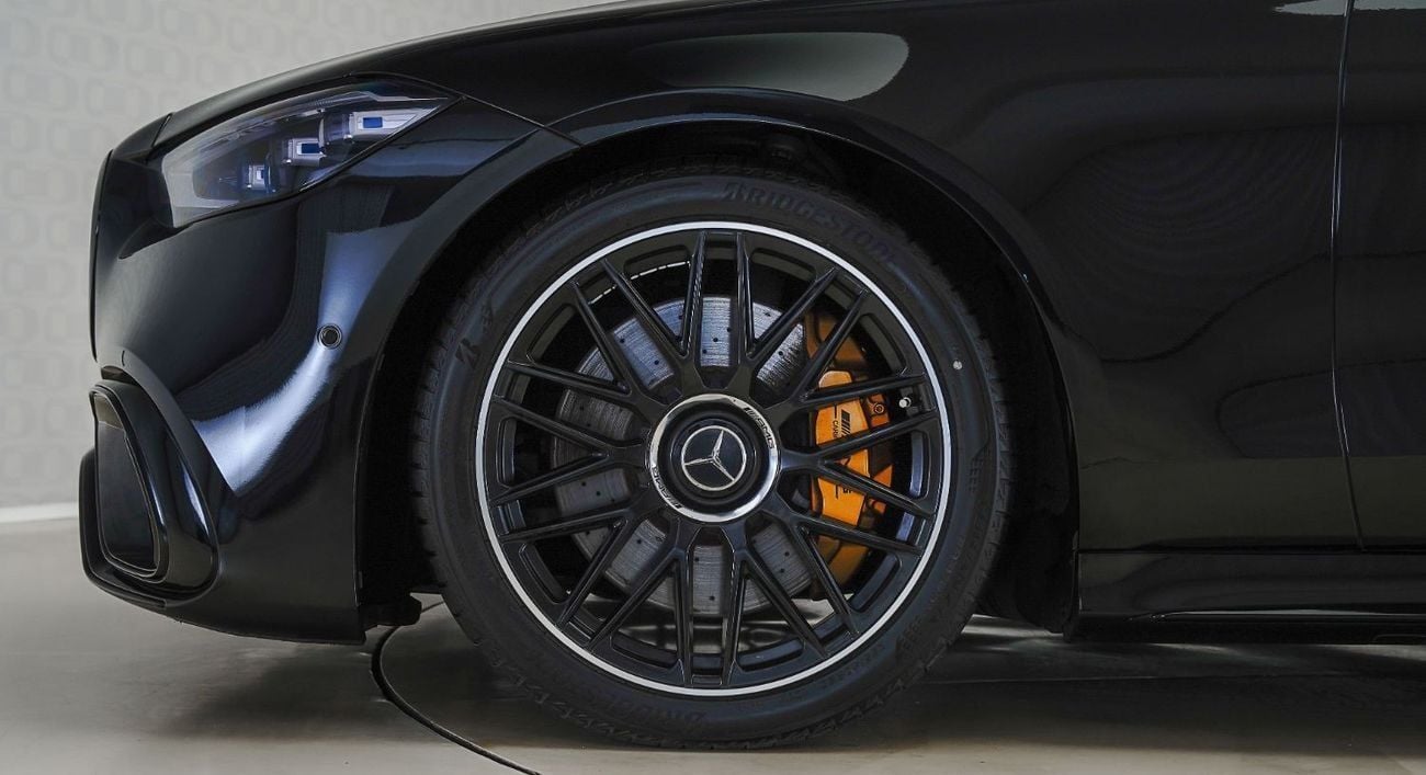 مرسيدس بنز S 500 4MATIC 3.0L UAE's Very Best Example | 2 Years Free Servicing | AED 5,631 Per Month