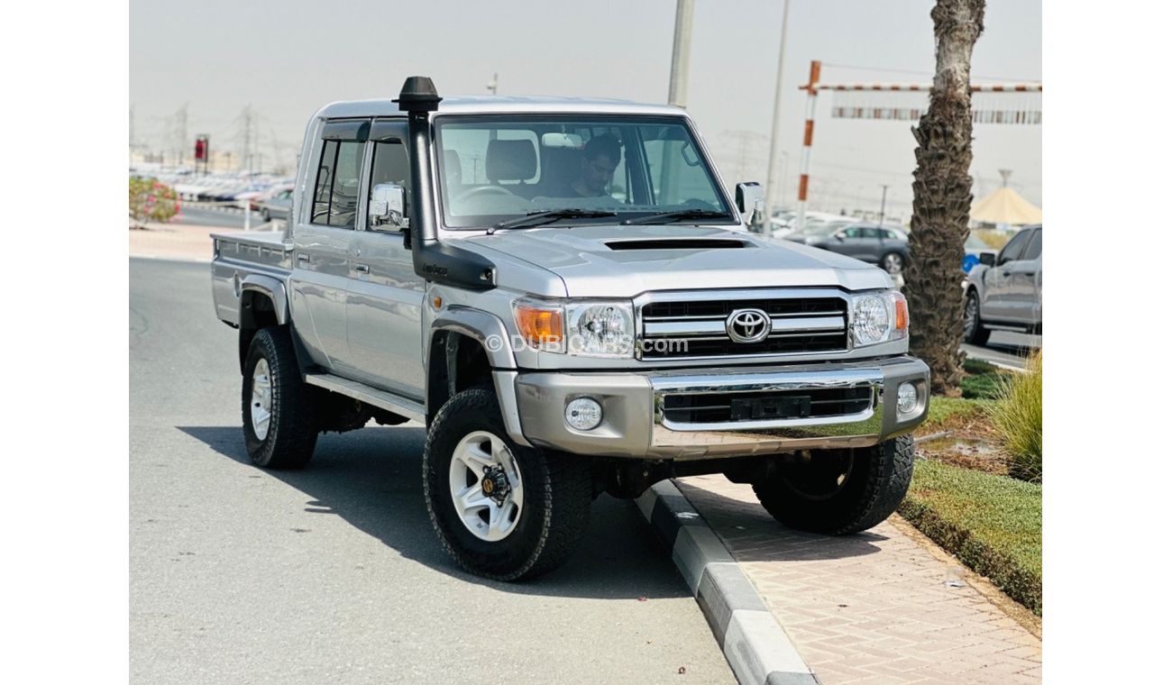 Toyota Land Cruiser Pick Up Land Cruiser double cabin