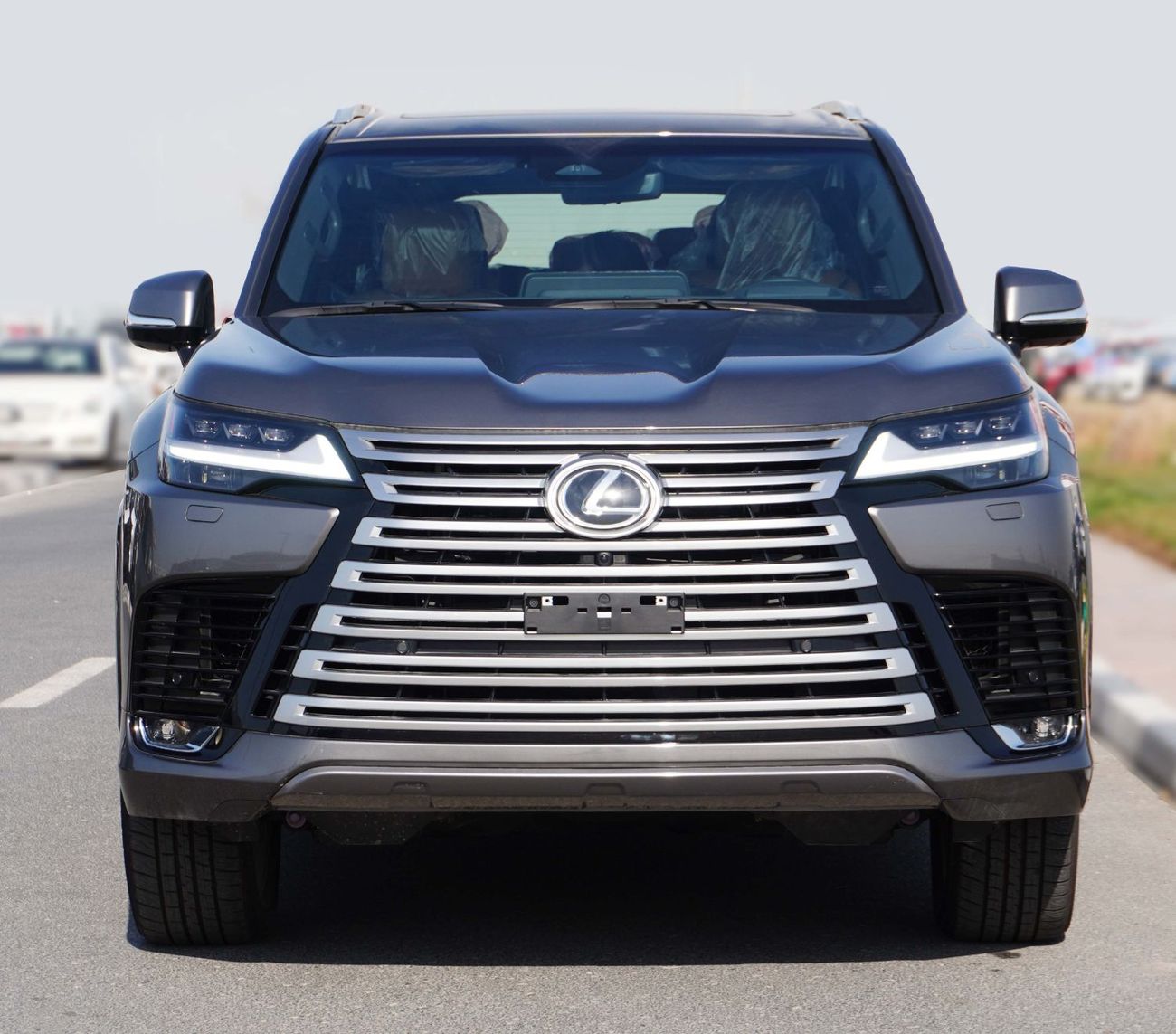 لكزس LX 700h LX700 3.5L HEV (22' ALY, HEAD-UP DISPLAY, 7STR W/ RSE)