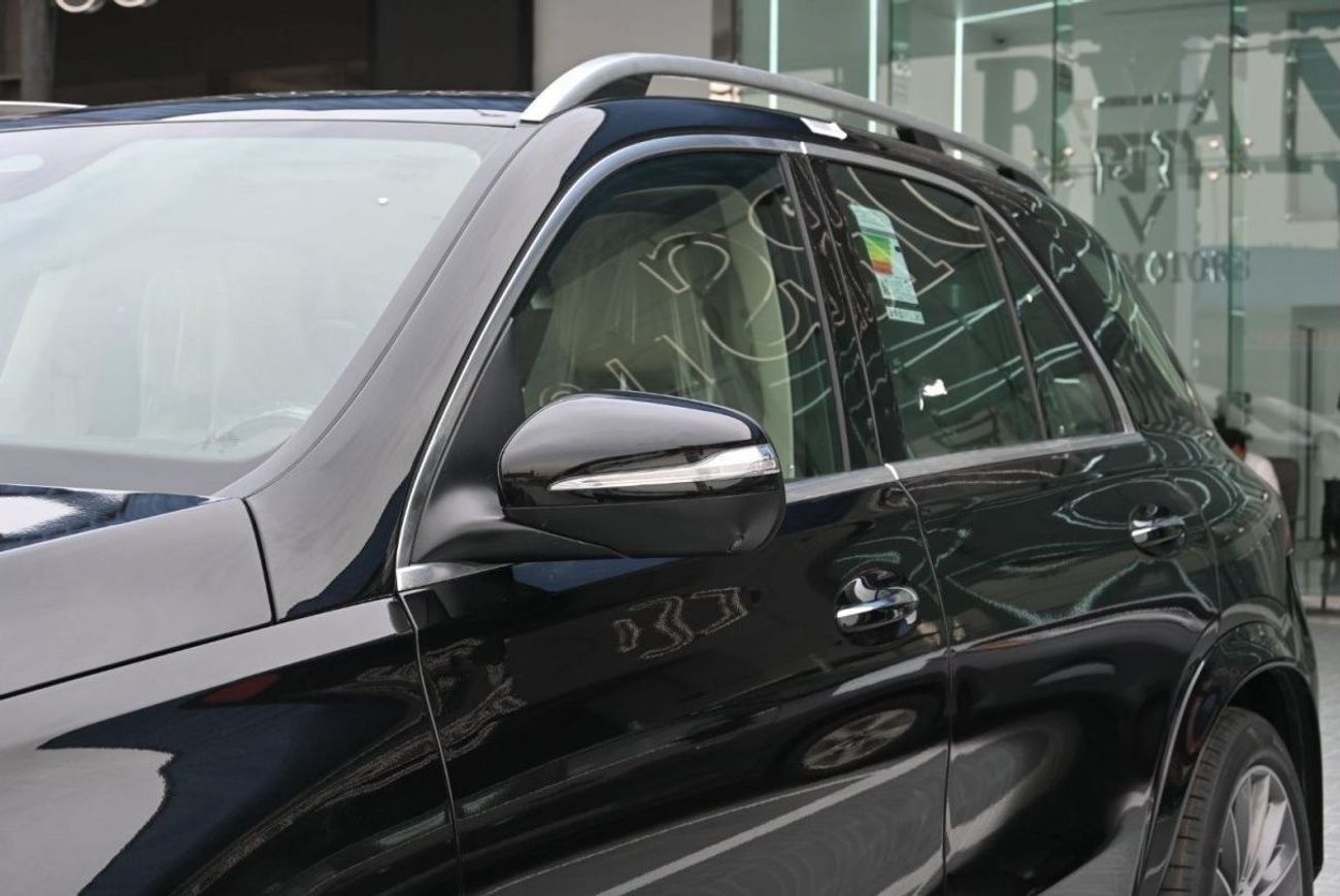مرسيدس بنز GLE 450 Mercedes-Benz GLE 450 4MATIC 3.0L SUV AWD 5Doors Model 2024, Color Black