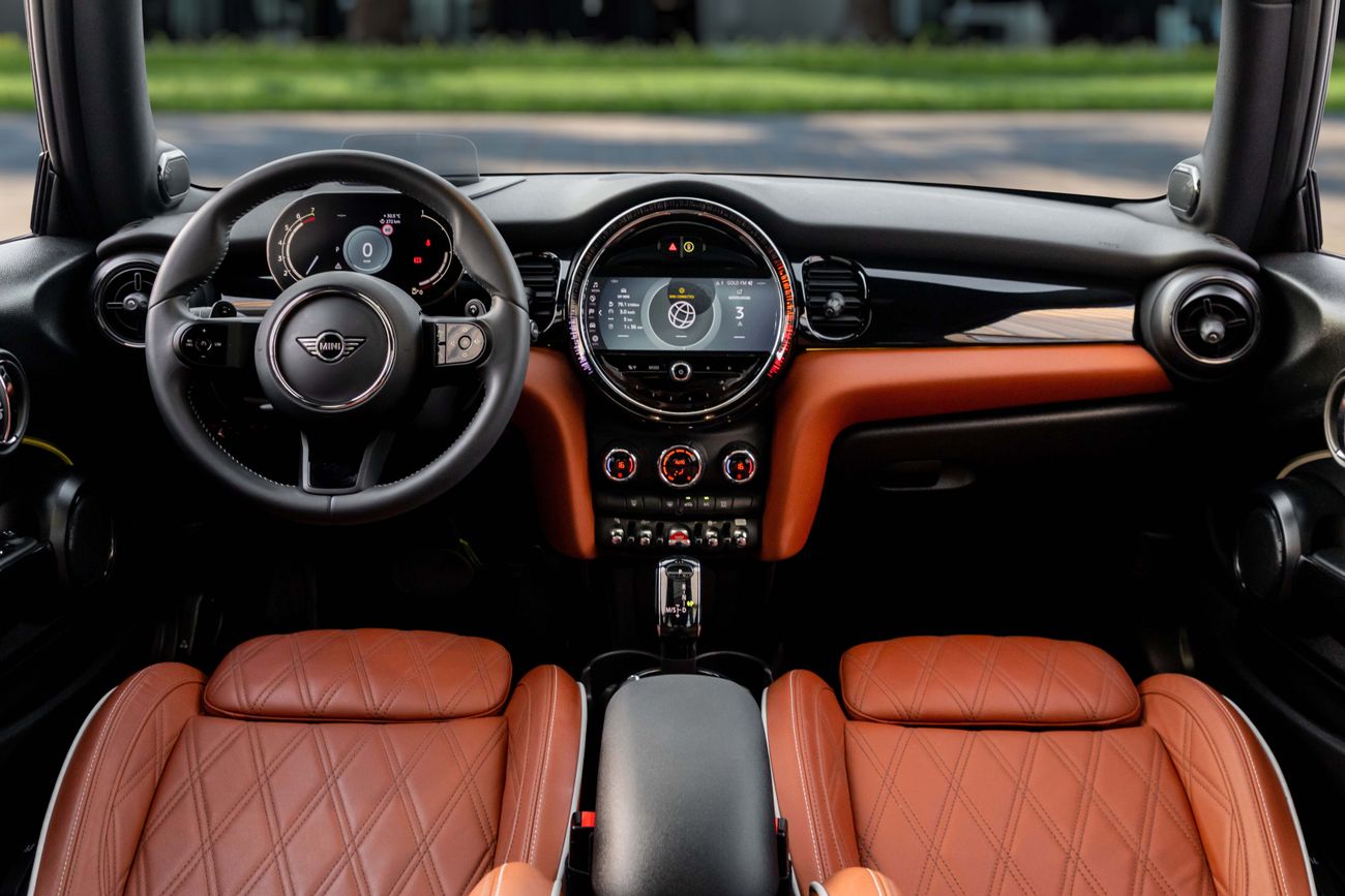 Mini Cooper Cooper S | 1,763 P.M | 0% Downpayment | LOW KMS | WARRANTY