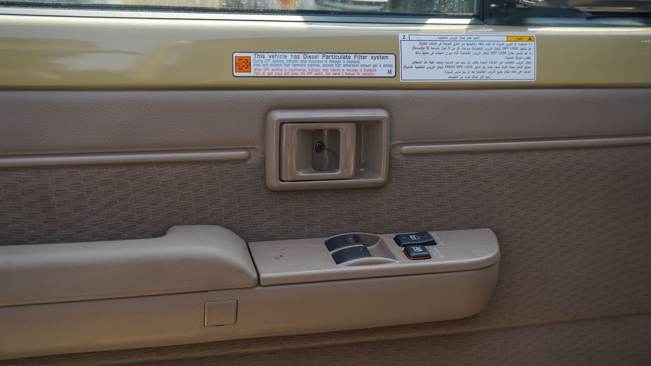 Toyota Land Cruiser Pick Up