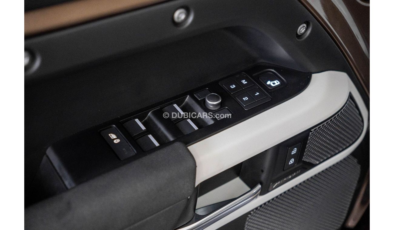 Land Rover Defender P400 110 X-Dynamic SE 2020 Land Rover Defender 110 SE P400 / Off-Road Upgrades / 5 Year Al Tayer War