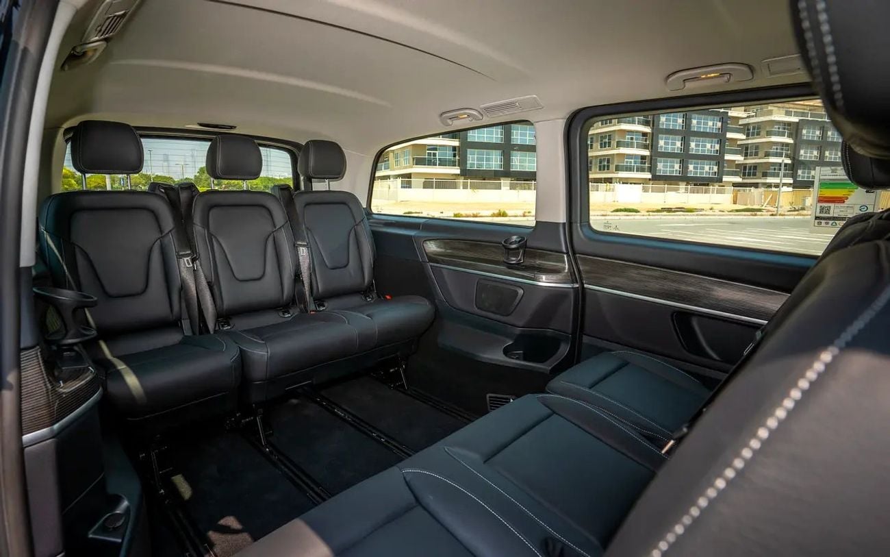 Mercedes Benz V 250 V 250 GCC Specs