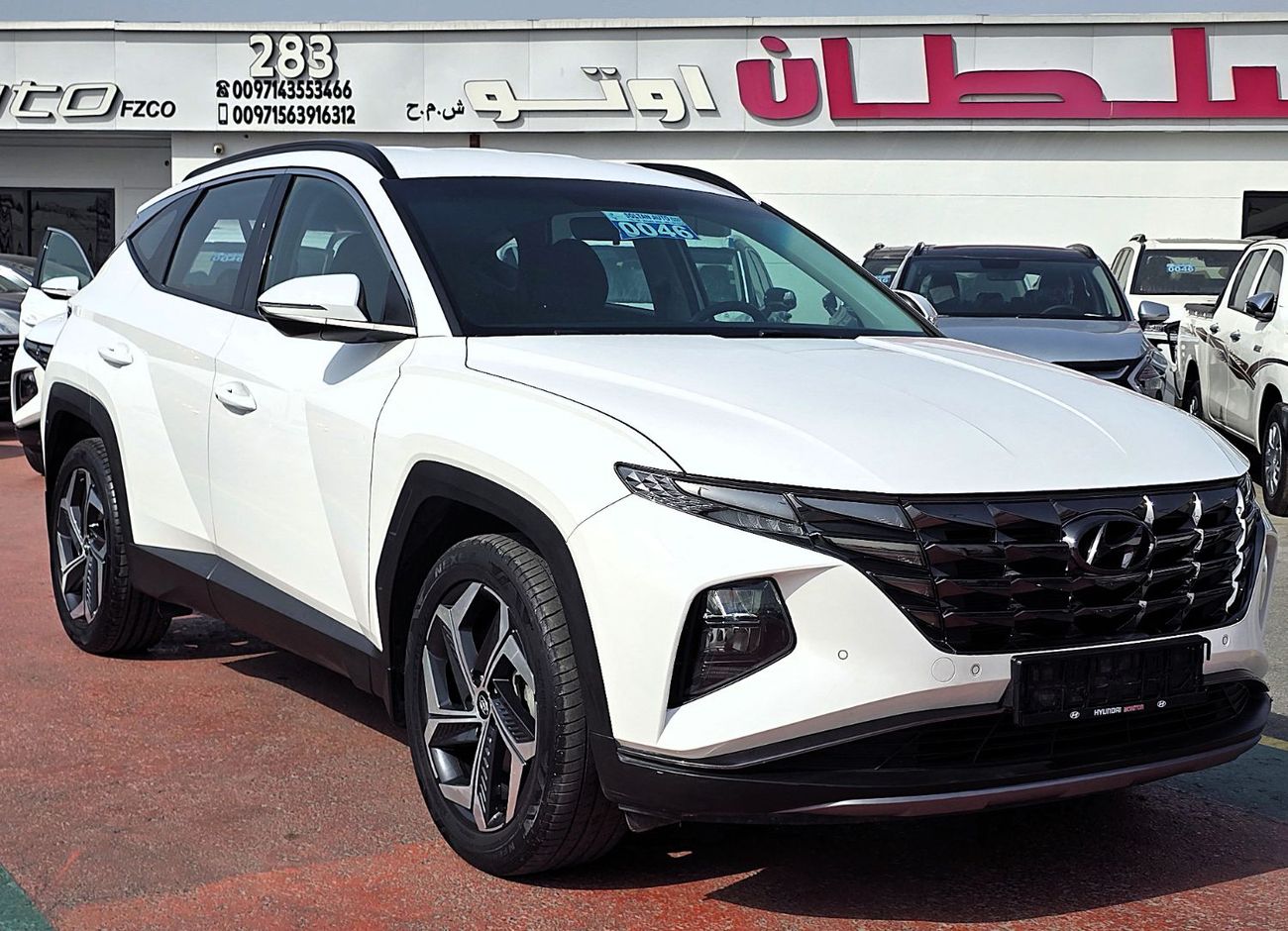 Hyundai Tucson 2.0L Smart (FWD) Used Hyundai Tucson Full Option  2.0L FWD SUV 5Doors GCC White Color 2022 Model