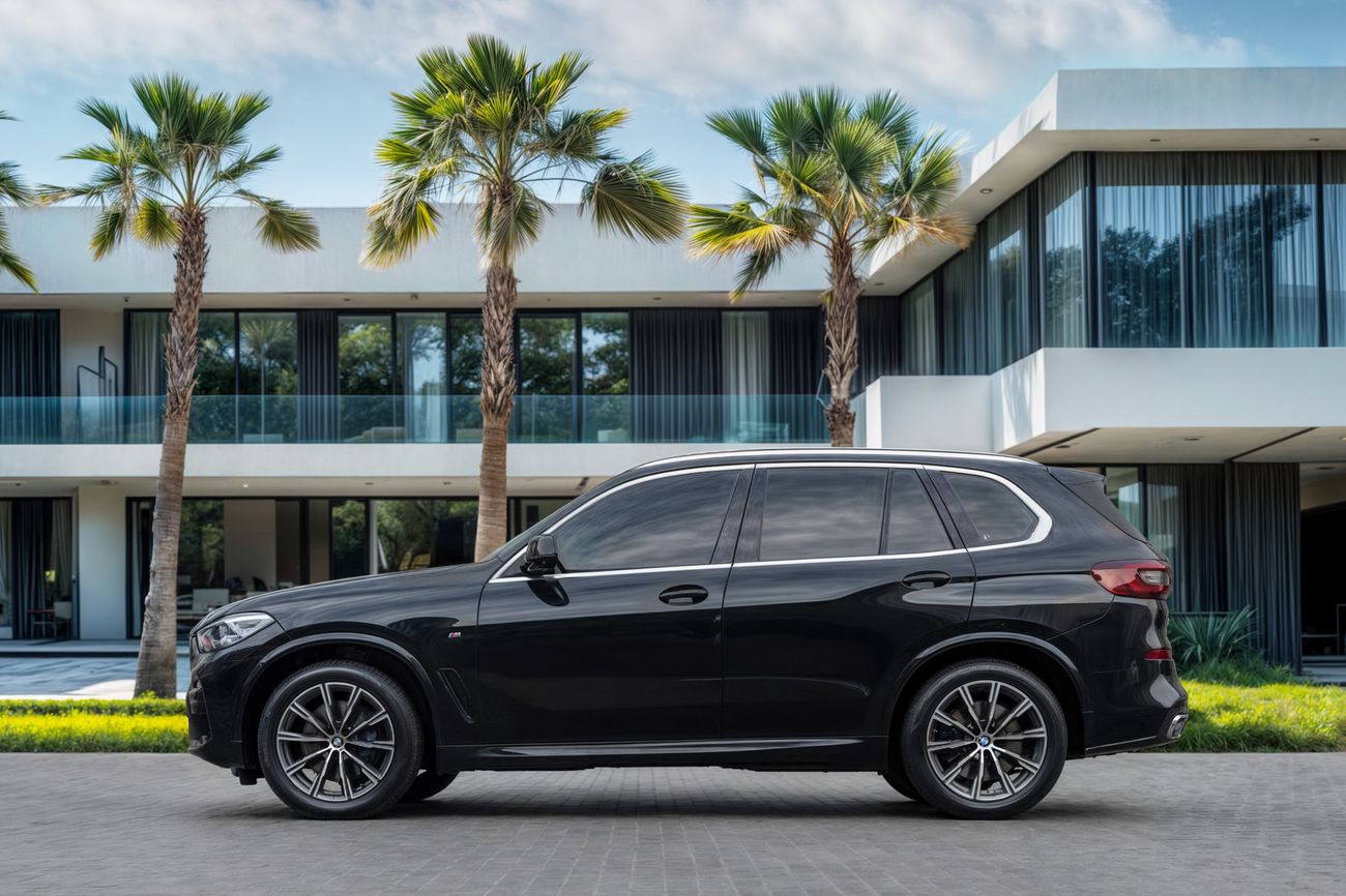 بي أم دبليو X5 X5 40i M-Sport | 3,917 P.M | 0% Downpayment | AGMC WARRANTY/SERVICE