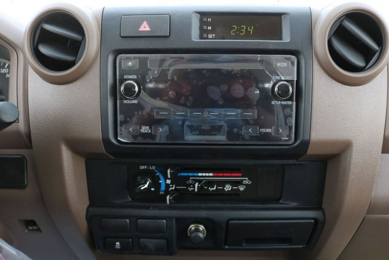 Toyota Land Cruiser Pick Up DC 4.5L V8 DIESEL 4X4 2022 | SNORKEL | TRACTION CONTROL