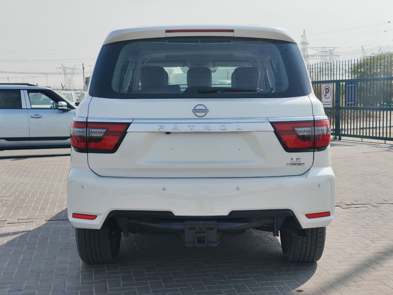 Nissan Patrol 2024 Nissan Patrol LE Platinum (Full-Option) 5.6L V8 Petrol A/T 4WD Export Only