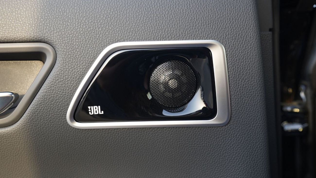 Toyota Land Cruiser VX 3.5L