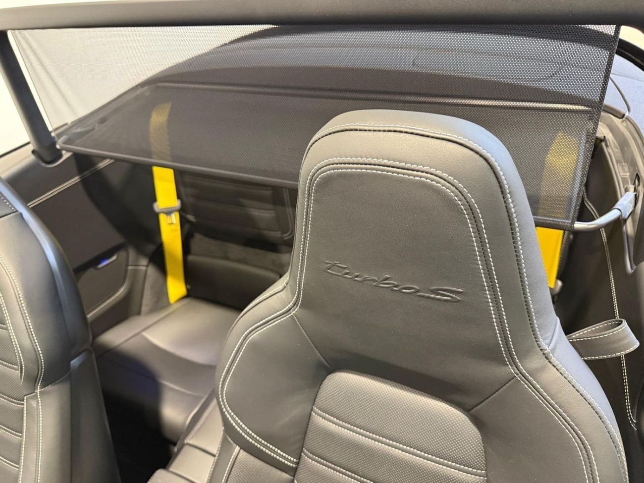 Porsche 911 Turbo S (992)