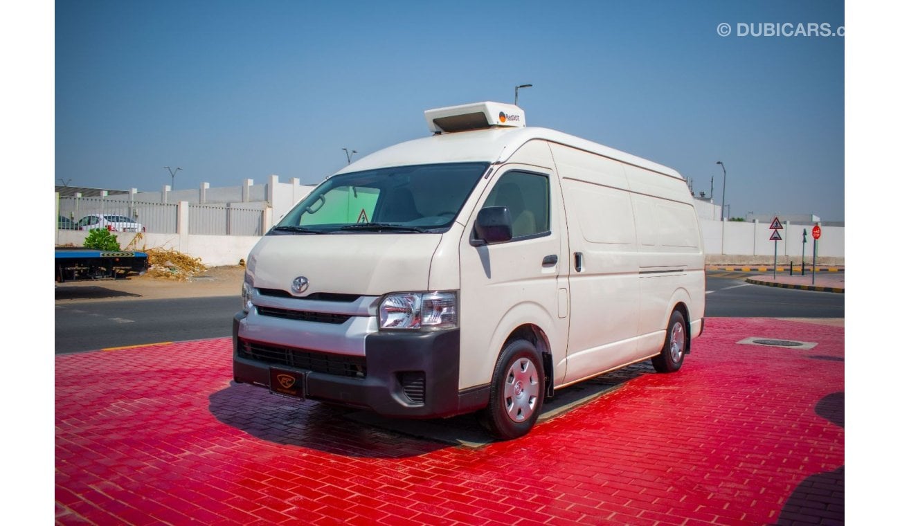 Toyota Hiace 2016 | TOYOTA HIACE 2.7L | 3-STR CHILLER PANEL VAN | HIGH-ROOF | 5-DOORS | GCC | VERY WELL-MAINTAINE