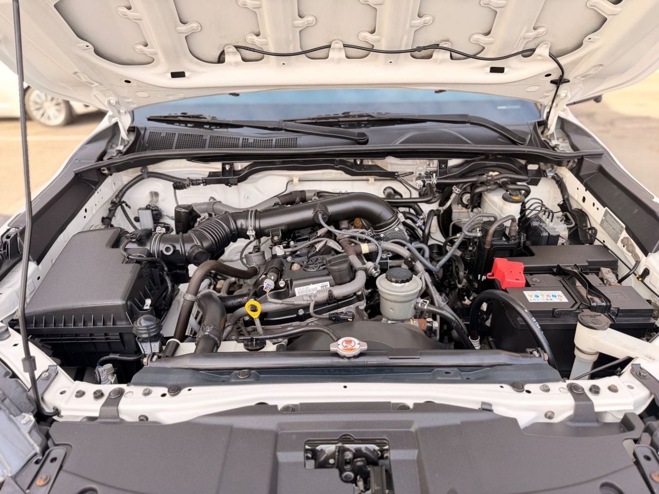 Toyota Hilux GLX 2.7L Double Cab Utility AWD