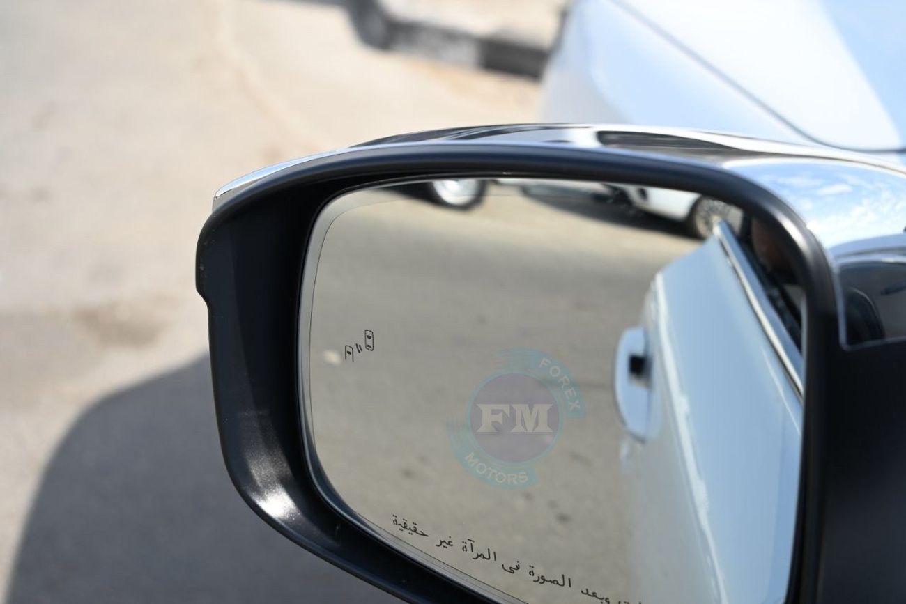 تويوتا لاند كروزر VXR V6 3.3L Diesel 4WD 7 Seater Automatic