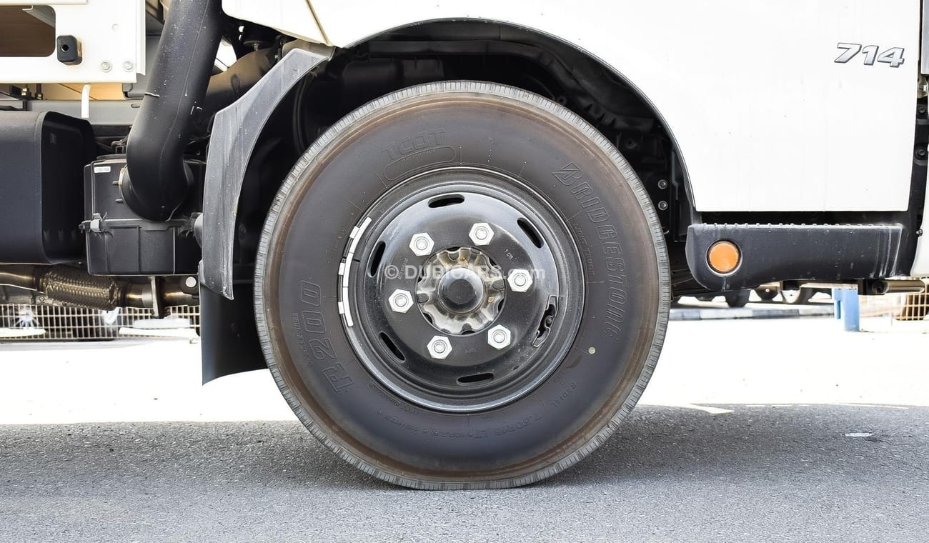 Hino 300 714 	CARGO 2020 WHITE COLOR 3 SEATS MANUAL TRANSMISSION TRUCK 4 CYLINDER DIESEL ONLY FOR EXPORT