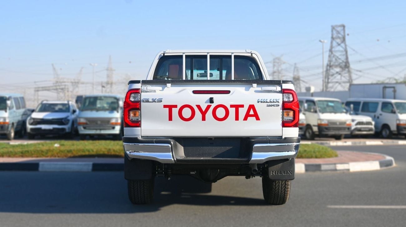 تويوتا هيلوكس Toyota Hilux 2025 2.7L Petrol pick-up 4WD