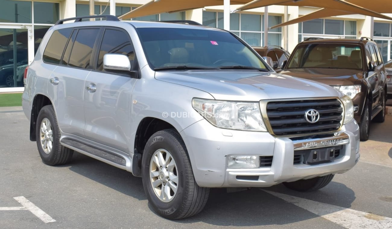 Toyota Land Cruiser GXR V6