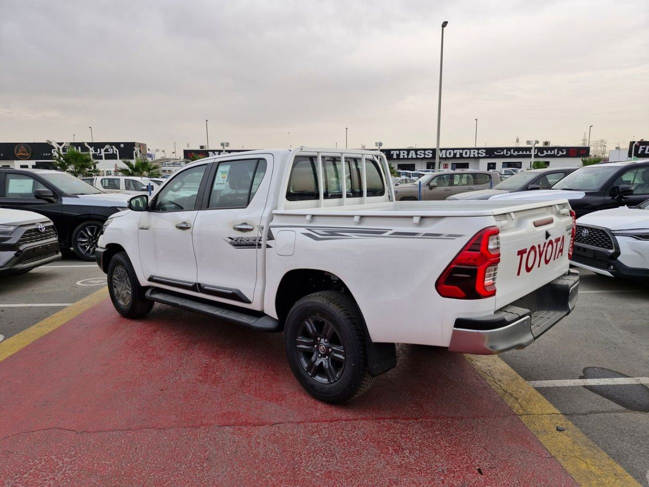 تويوتا هيلوكس 2024 Toyota Hilux 4WD D/C P/up 4x4 2.7L A/T Brand New 0Km