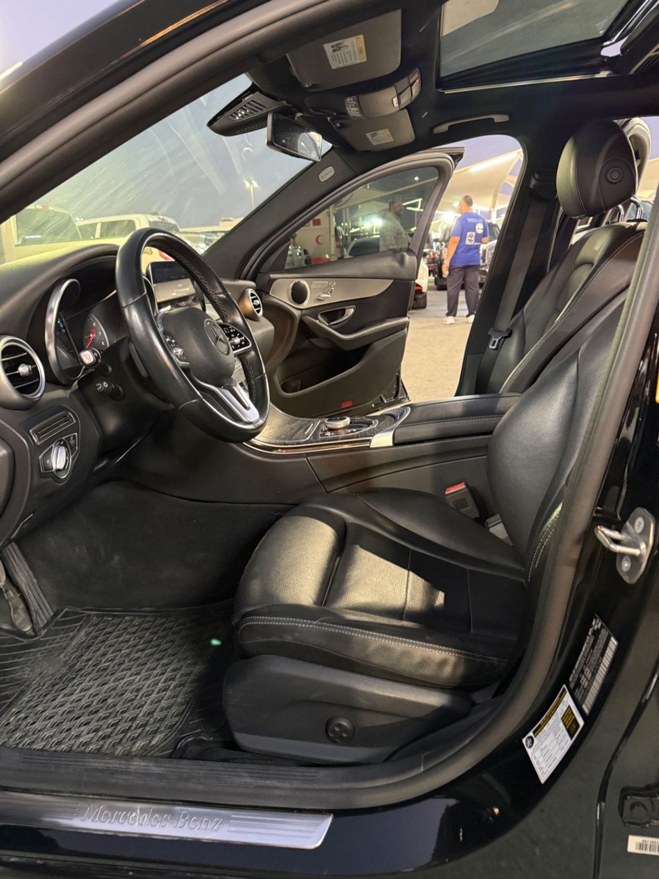 مرسيدس بنز C 300 Sport 2.0L (241 HP)