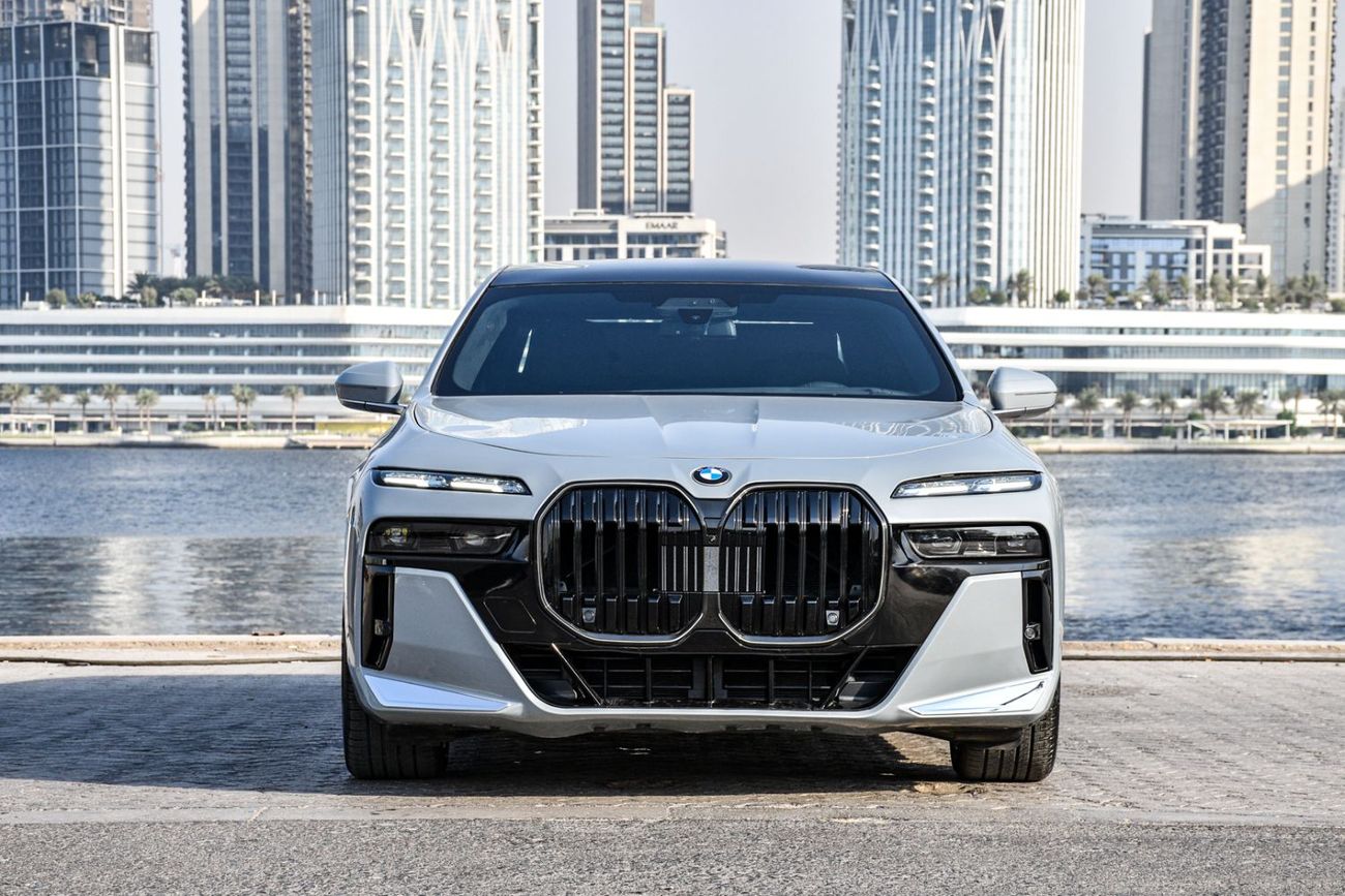 BMW 740Li 740M 2023 FULL OPTION