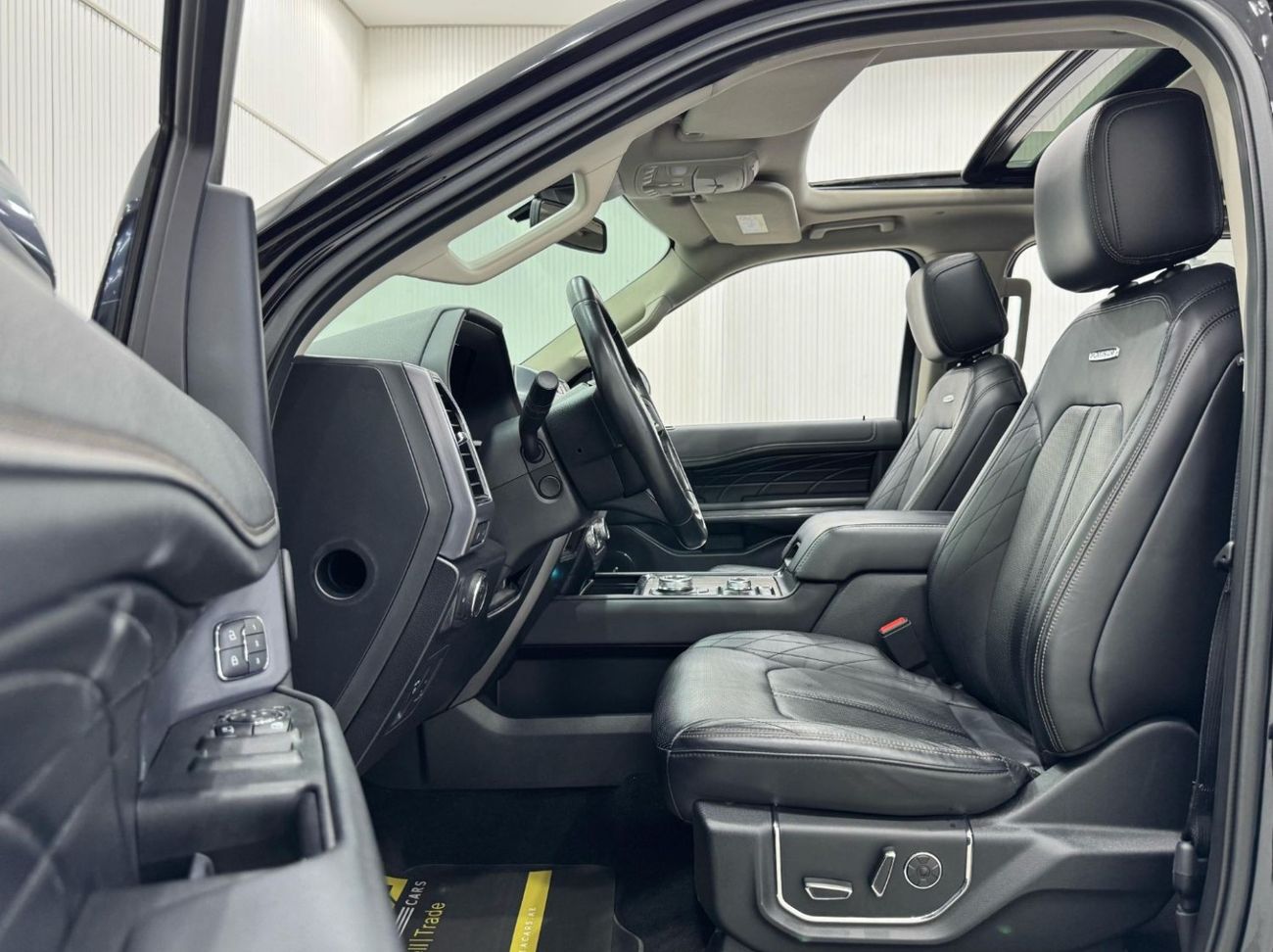 فورد إكسبيديشن Platinum 3.5L (400 HP) 4WD 2019 Ford Expedition Platinum, Warranty, Ford Service History, Full Optio