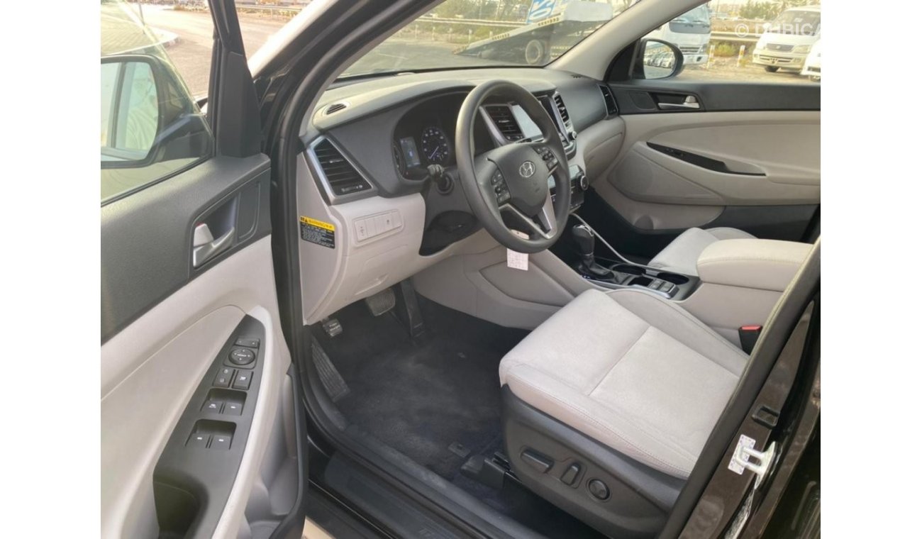 Hyundai Tucson 2018 HYUNDAI TUCSON AWD 2.0L / MID OPTION