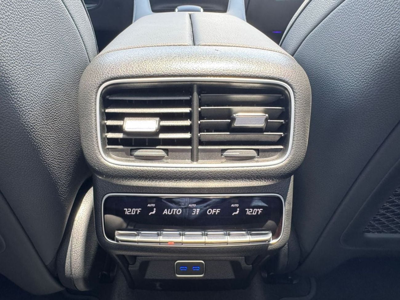 مرسيدس بنز GLS 450 2025 Mercedes Benz GLS-450 Mid Option Without HUD