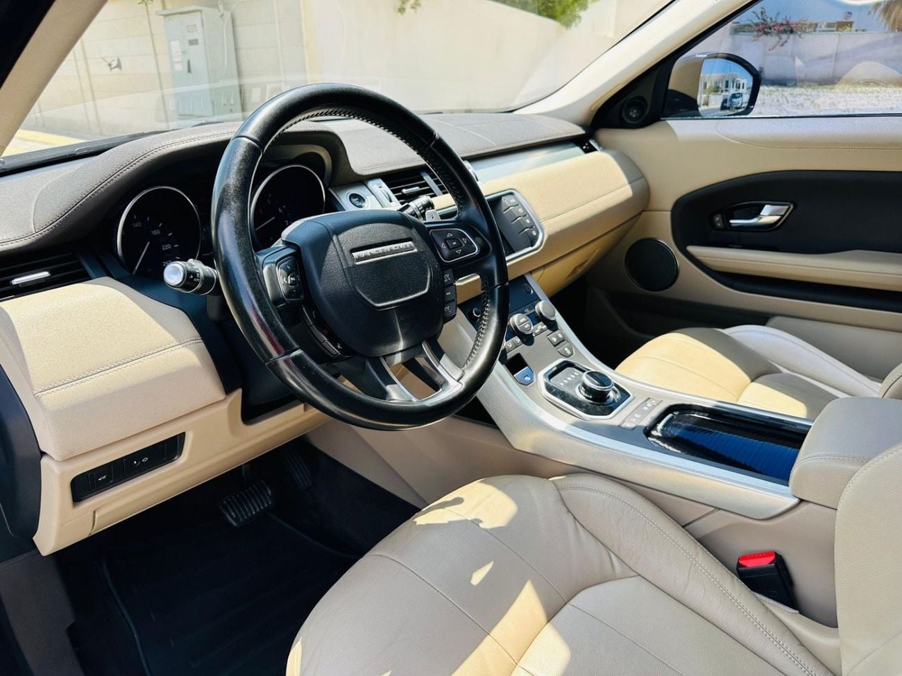 Land Rover Range Rover Evoque P200 HSE 2.0L