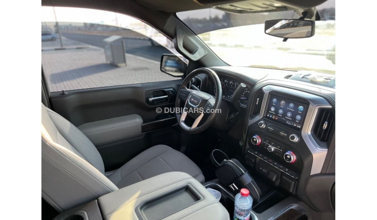 GMC Sierra Elevation GMC Sierra RlevAtion 2021 GCC Under Warranty