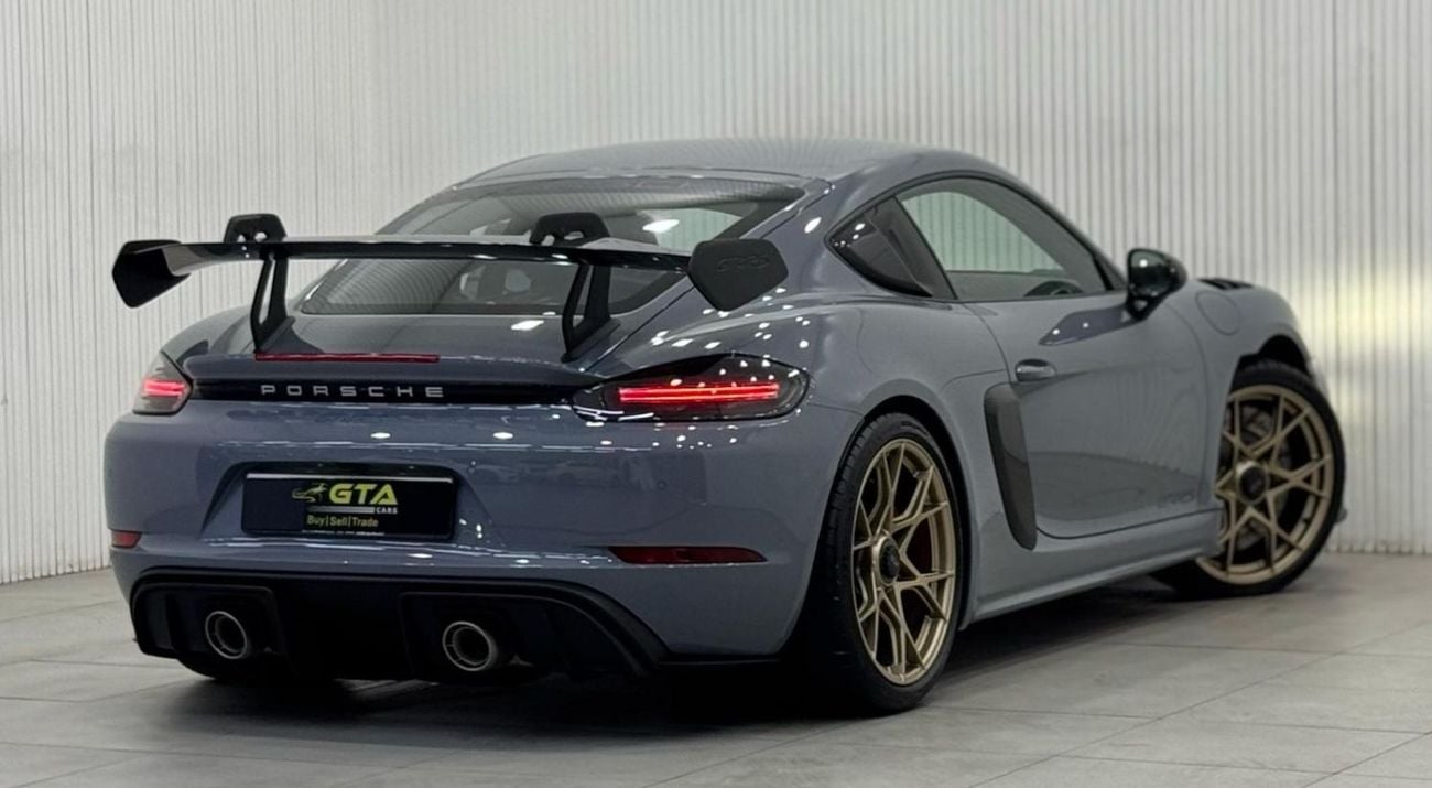 بورش كايمان 718 2025 Porsche 718 Cayman GT4 RS Weissach Package, Feb/2027 Porsche Warranty, Excellent Condition, GCC